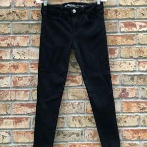 Black cropped American Eagle jeans